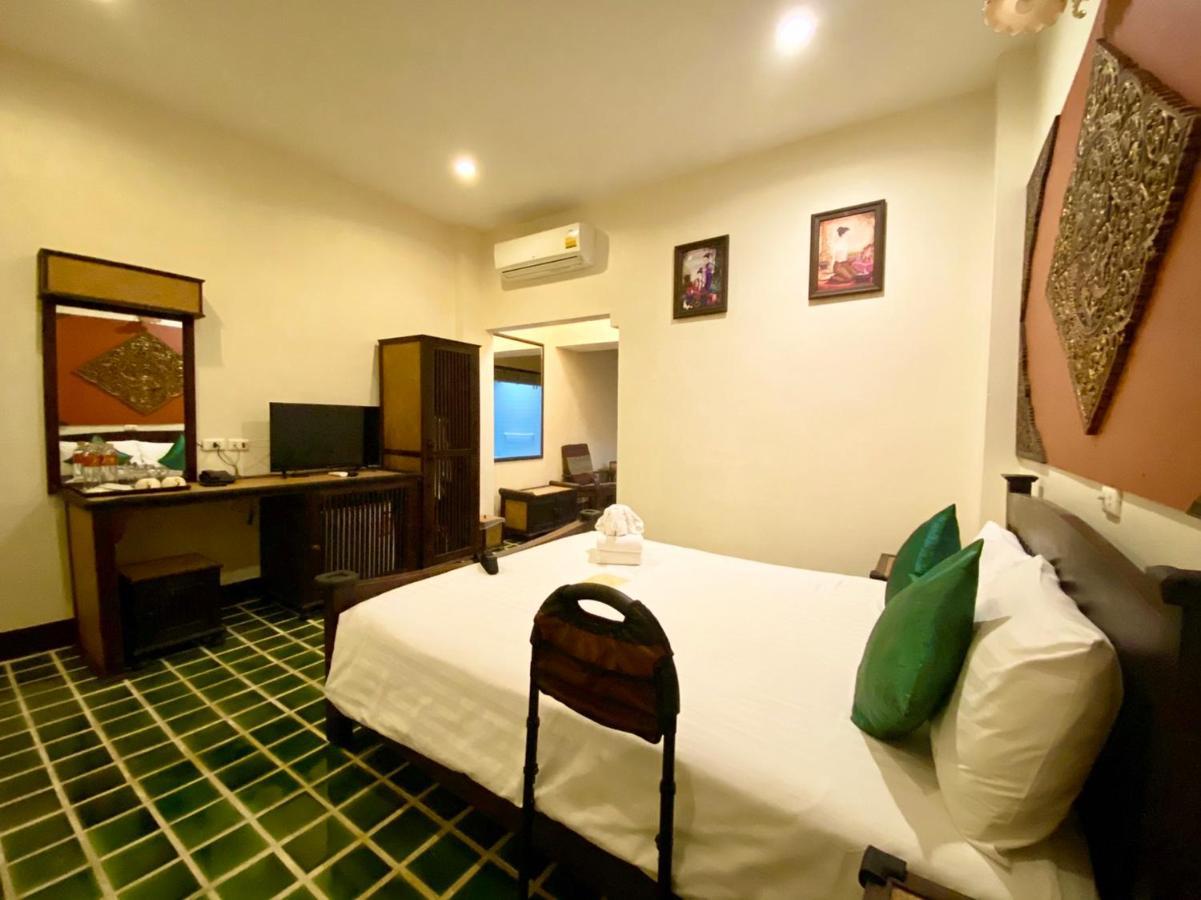 Cm Night Bazaar Boutique Hotel โรงแรม ซี เอ็ม ไนท์บาซาร์ บูทีค - Sha Plus Certified Чиангмай Экстерьер фото